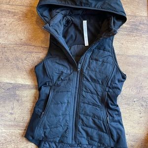 Size 8 Lululemon down for it all hooded vest